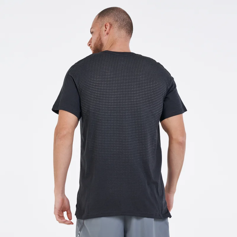 نايكي تيشيرت برو دراي-فت بيرن اوت للرجال