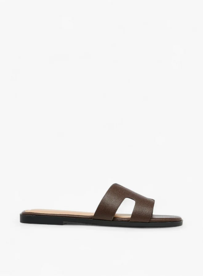 فلورا بيلا من شو إكسبرس Solid Slip-On Flat Sandals