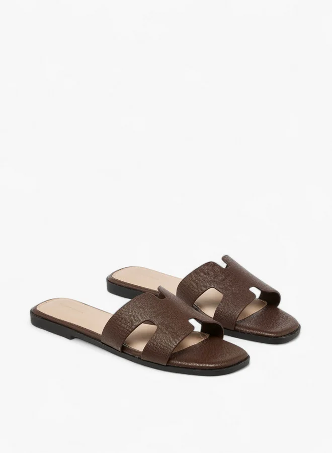فلورا بيلا من شو إكسبرس Solid Slip-On Flat Sandals