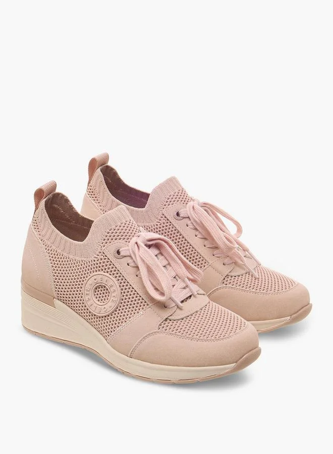 سيليست Women Lace-Up Sneakers