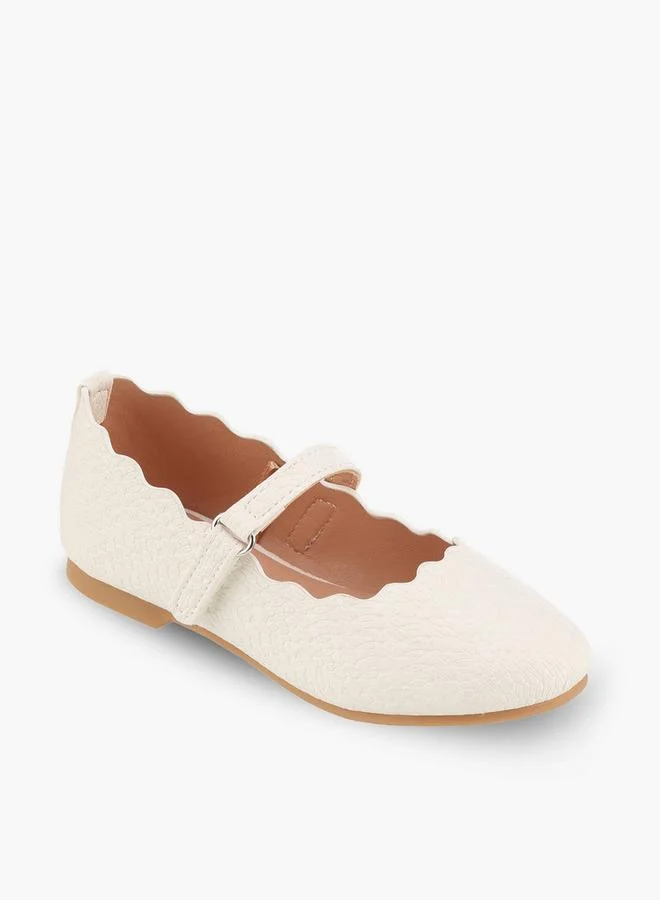 جونيورز Girls Textured Mary Jane Shoes With Scalloped Trim