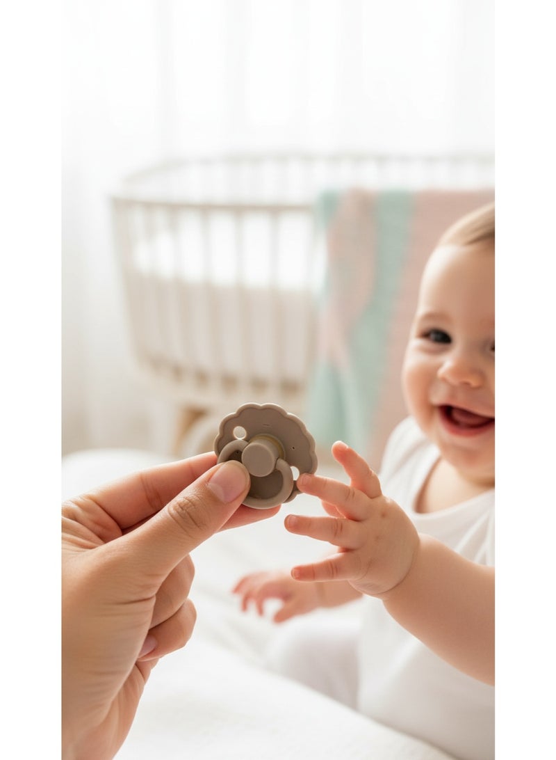 FRIGG Natural Latex Baby Pacifier | Size 1 (0–6 Months) | BPA-Free, Orthodontic Soother | Designed & Made in Denmark - Image 2