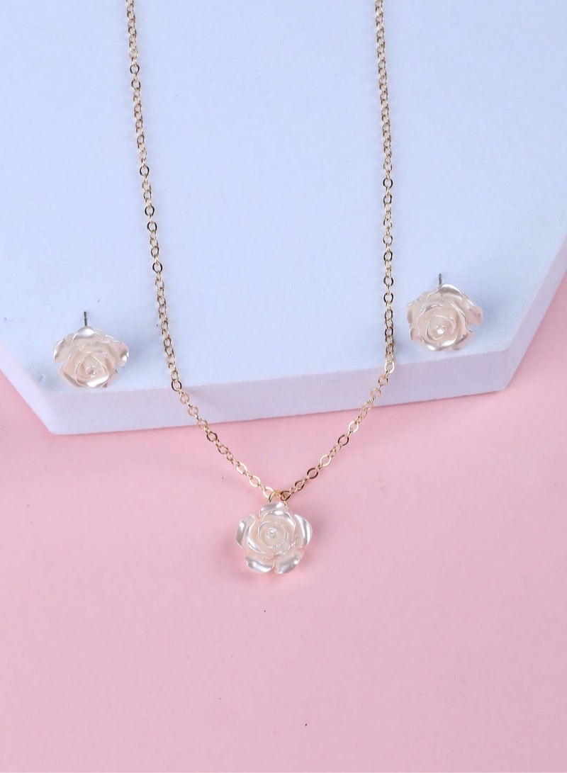 Girls' Accessory Set – A 4-piece set that includes earrings, a ring, a necklace, and a bracelet in gold color adorned with floral details. Perfect as a birthday gift for girls, graduation present, or for any special occasion.  - Image 2