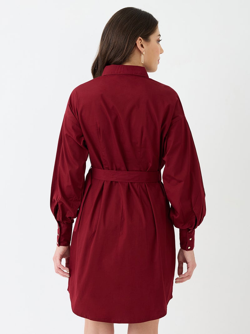 globus Globus Women Maroon Collared Neck Cuffed Sleeves Solid Pleated Mini Workwear Shirt Dress With D-Ring Belt - Image 3