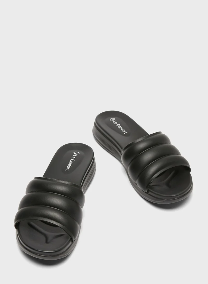 Le Confort Open Toe Flat Sandals