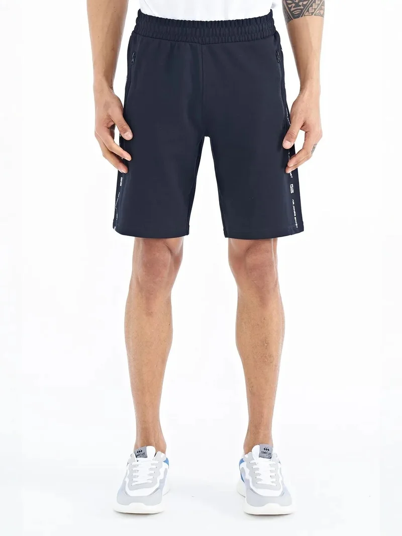 تومي لايف TOMMY Men's Knit Sweat Shorts