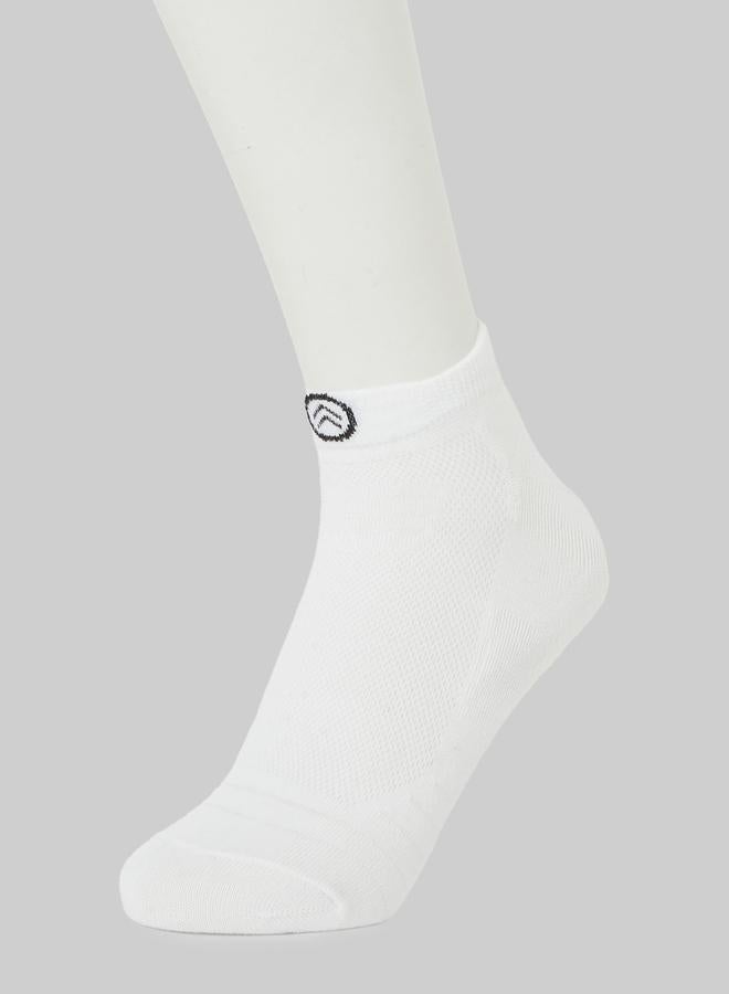 Styli Pack of 3- Printed Detail Ankle Socks - Image 4