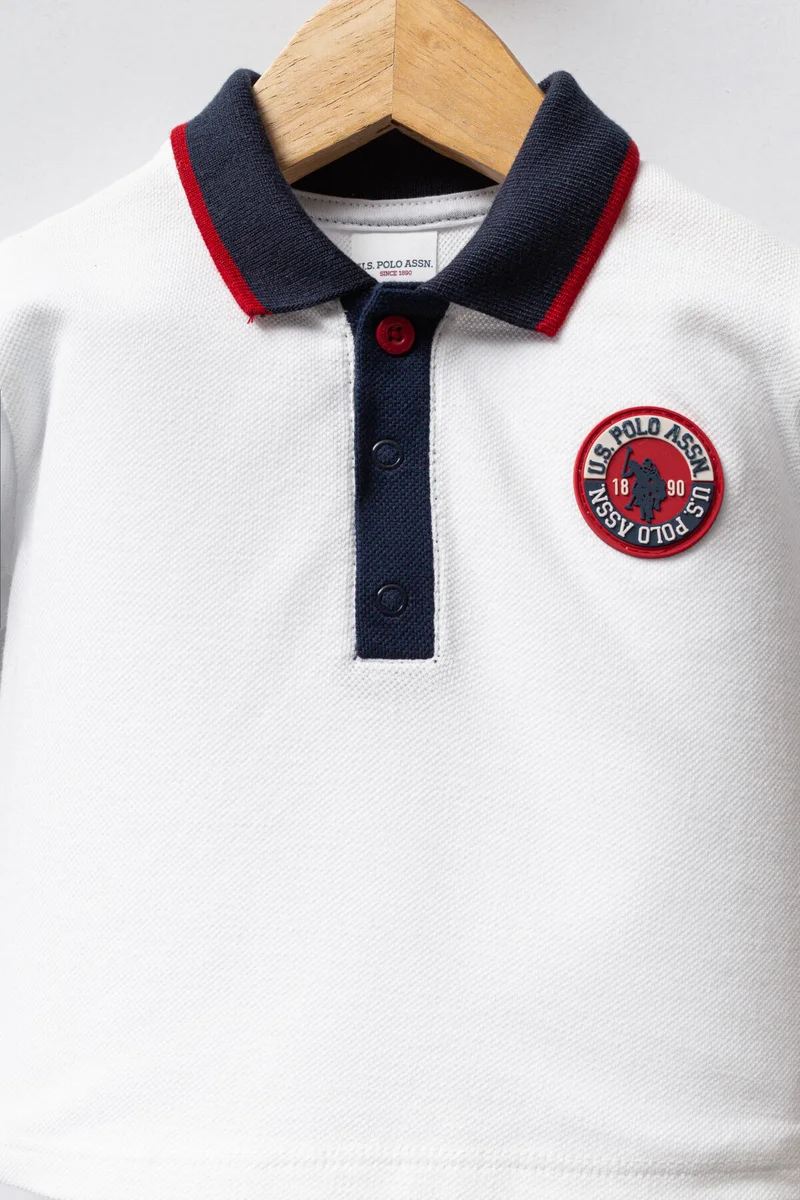 يو اس بولو اسن طقم يو إس بولو للأولاد من قطعتين، أبيض/أسود