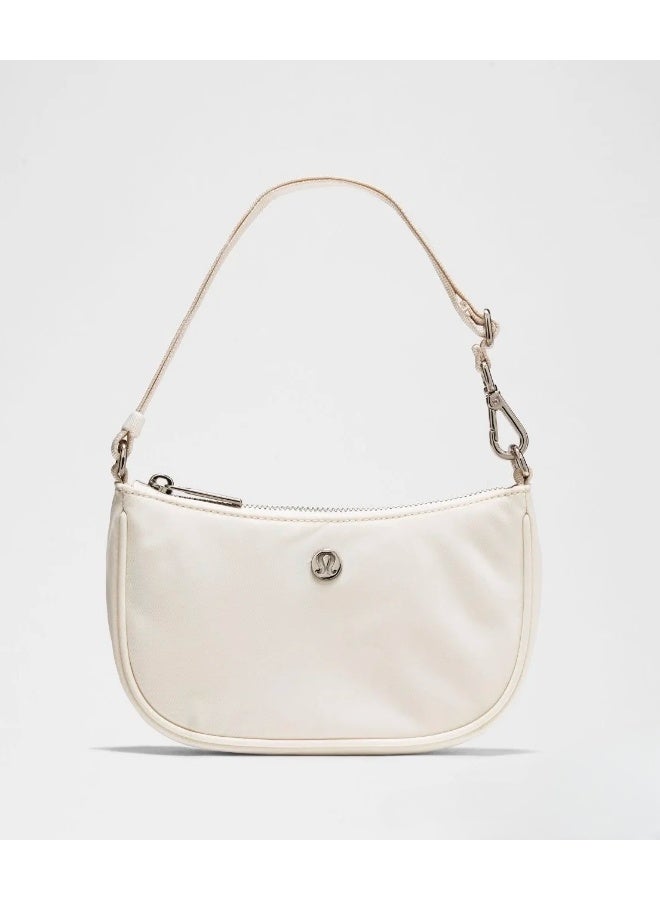 لولوليمون City Essentials Mini 1L Shoulder Bag