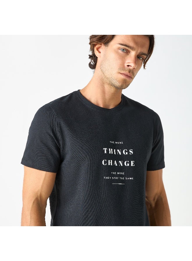 Iconic Typographic Print Crew Neck T-shirt with Short Sleeves