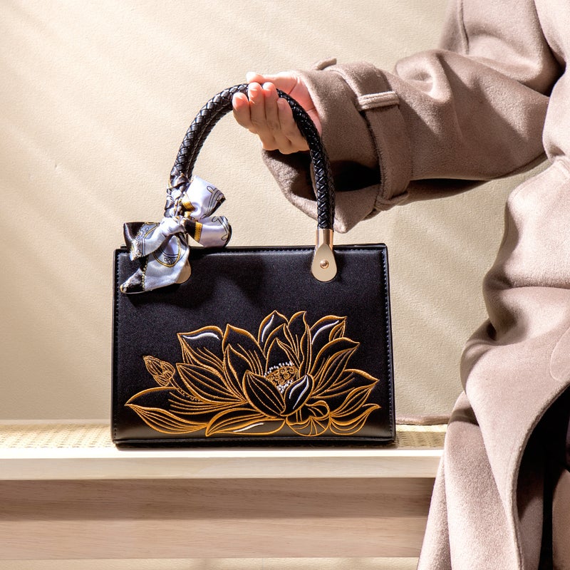 New Chinese Style National Style Embroidered Red Bag Bride Wedding Bag High-End Middle-Aged Women'S Mother Crossbody Handbag - Image 4