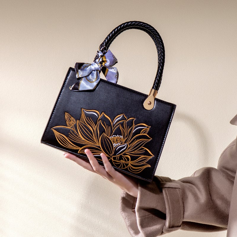 New Chinese Style National Style Embroidered Red Bag Bride Wedding Bag High-End Middle-Aged Women'S Mother Crossbody Handbag - Image 2