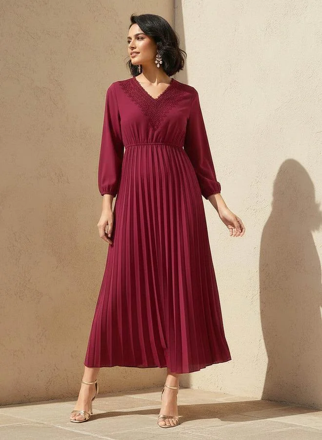 Splash FAV Pleated Midi Dress with Lace Detail