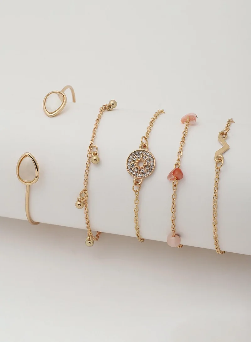 SOHI Casual Multi-Layer Artificial Bracelet Jewellery