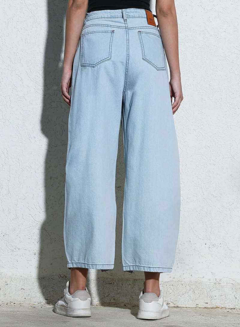 Pinacolada  Women's Light Blue Light-Wash Barrel Denim Jeans For Casual Wear | High-Waist | Relaxed Fit | Button Closure | Denim Jeans Crafted With Comfort Fit For Everyday Wear for Women | Best Price UAE