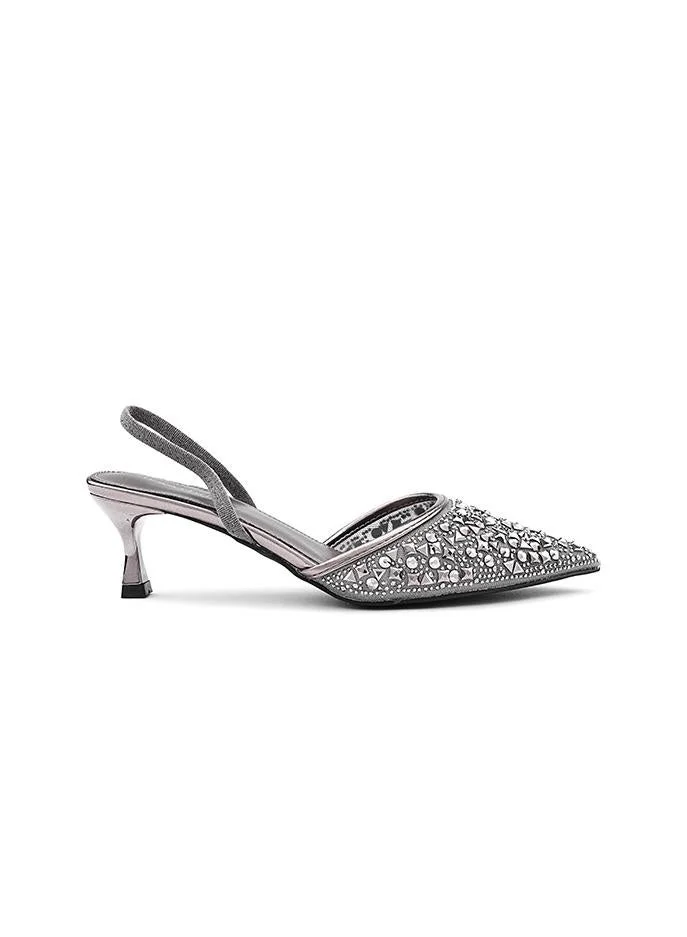 IconStyle Classic women's Mary Jane heel Shoes with a secure strap.