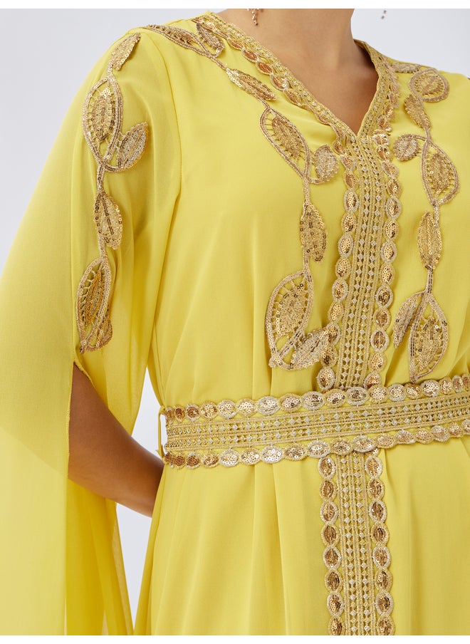 Styli Amirah Lace Trim Slit Sleeves V Neck Kaftan  - Image 3