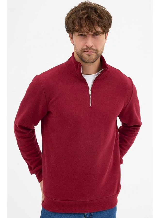 Men's Maroon Standard Fit Regular Cut Cotton Half-Zip Stand Collar Sweatshirt