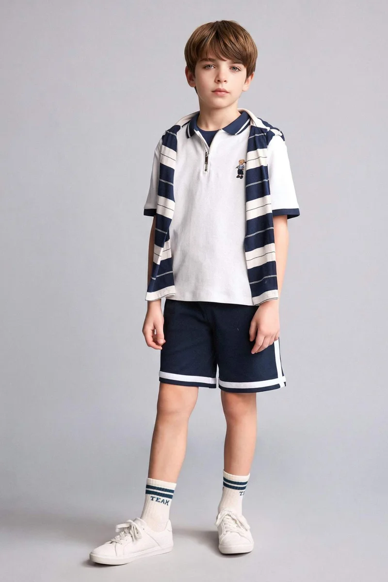 ديفاكتو Regular Fit Shorts