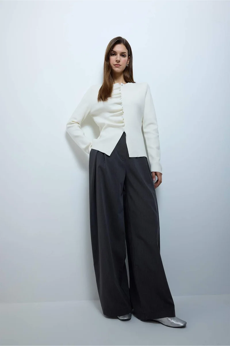 ديفاكتو Wide Leg Trousers