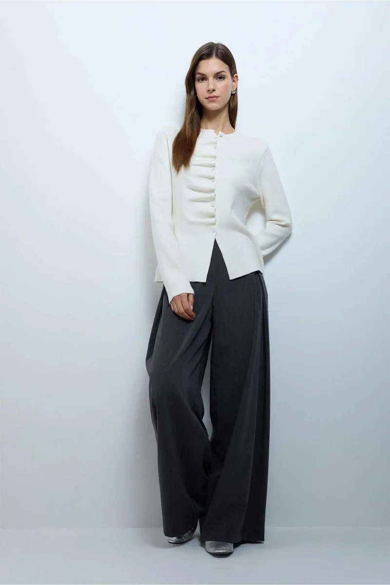 ديفاكتو Wide Leg Trousers