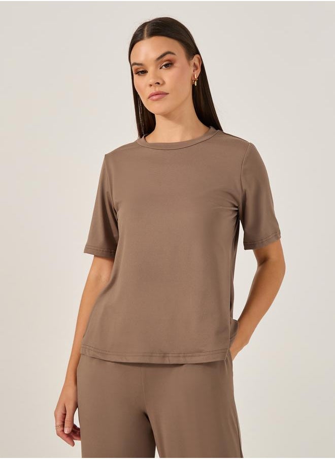 Styli - Solid Wide Leg Pants and Round Neck T-Shirt Set - Image 1