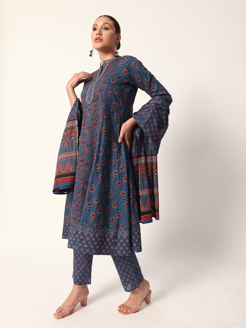 ISHIN Women's Blue Cotton Textured Tunic Full Palazzo Regular Fit Kurta Set - Image 5