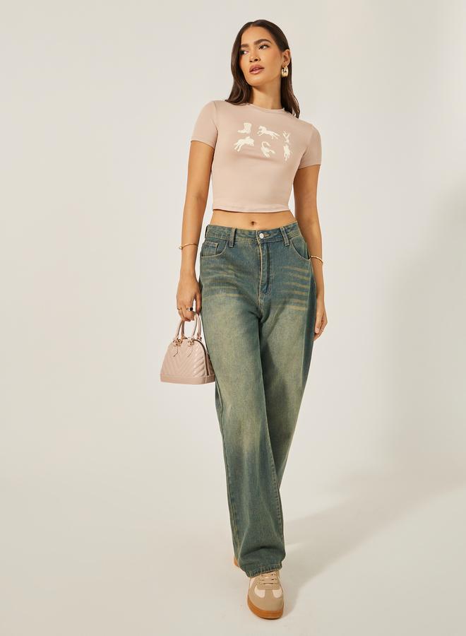 Styli Styli Graphic Print Fitted Round Neck Crop T-Shirt  - Image 2