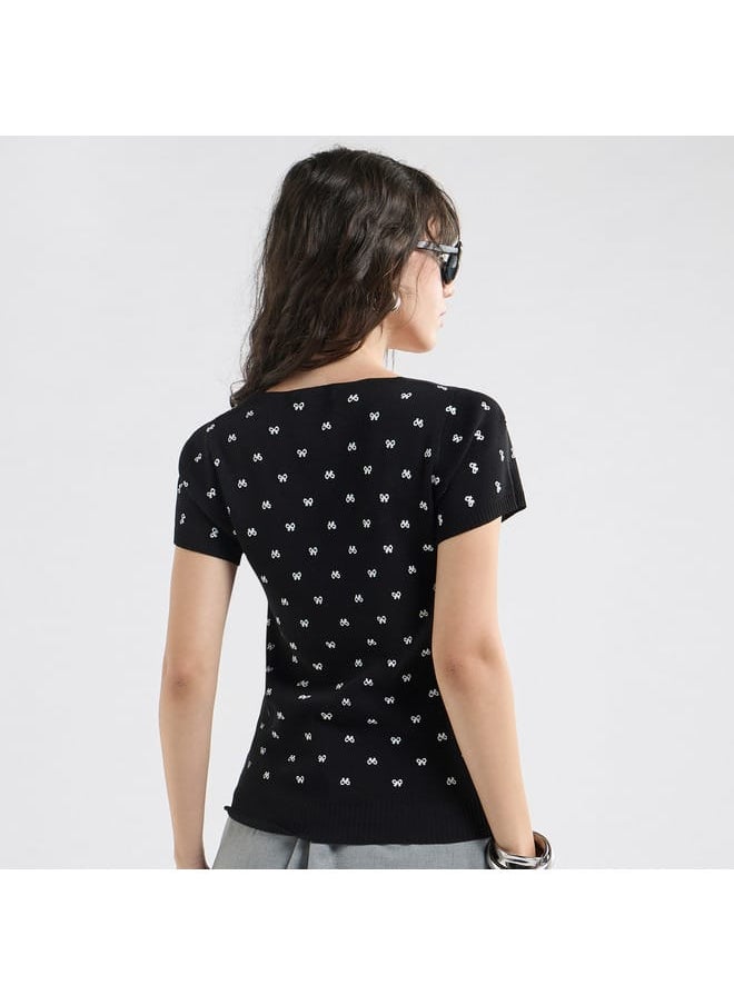 FAV - Textured Square Neck T-shirt with Short Sleeves - Image 1