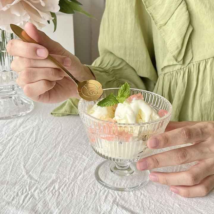 Gauvriko Glass Ice Cream Bowls Glass Dessert Cups Fruit Parfait Cups for Sundae Ice Cream Fruit Cocktail Footed Dessert Cups 250ML Pack of 6 Lining - Image 2