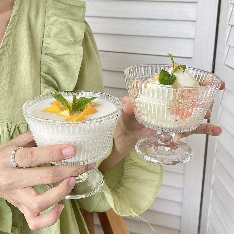 Gauvriko Glass Ice Cream Bowls Glass Dessert Cups Fruit Parfait Cups for Sundae Ice Cream Fruit Cocktail Footed Dessert Cups 250ML Pack of 6 Lining - Image 4