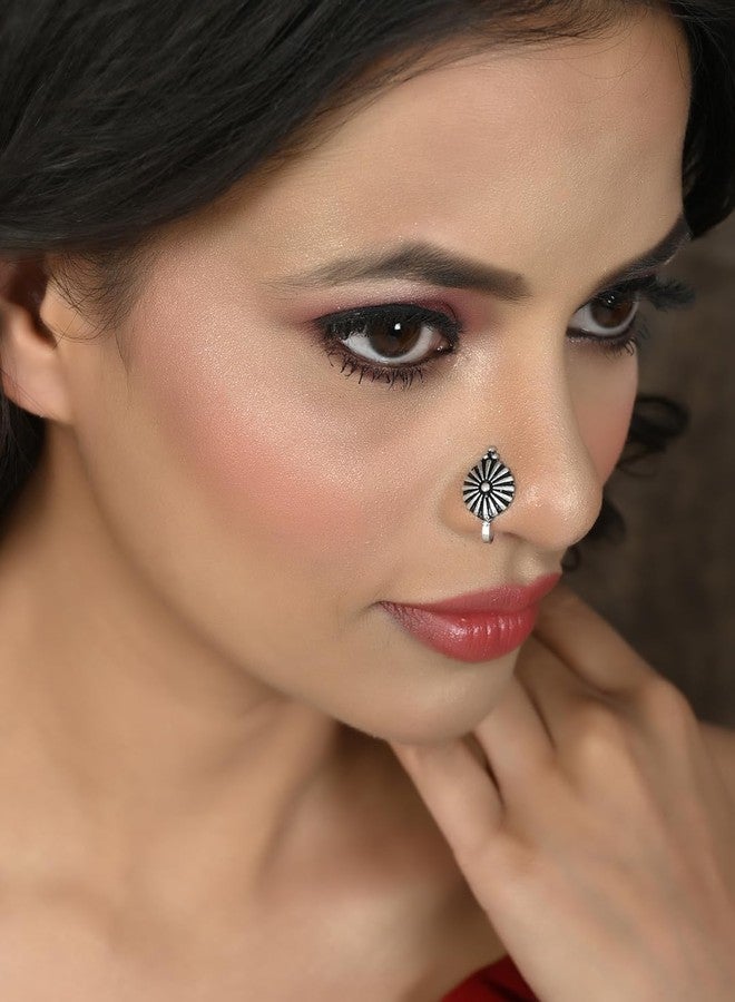 Shoshaa Oxidised Silver-Plated Circular Shaped Nosepin - Image 2
