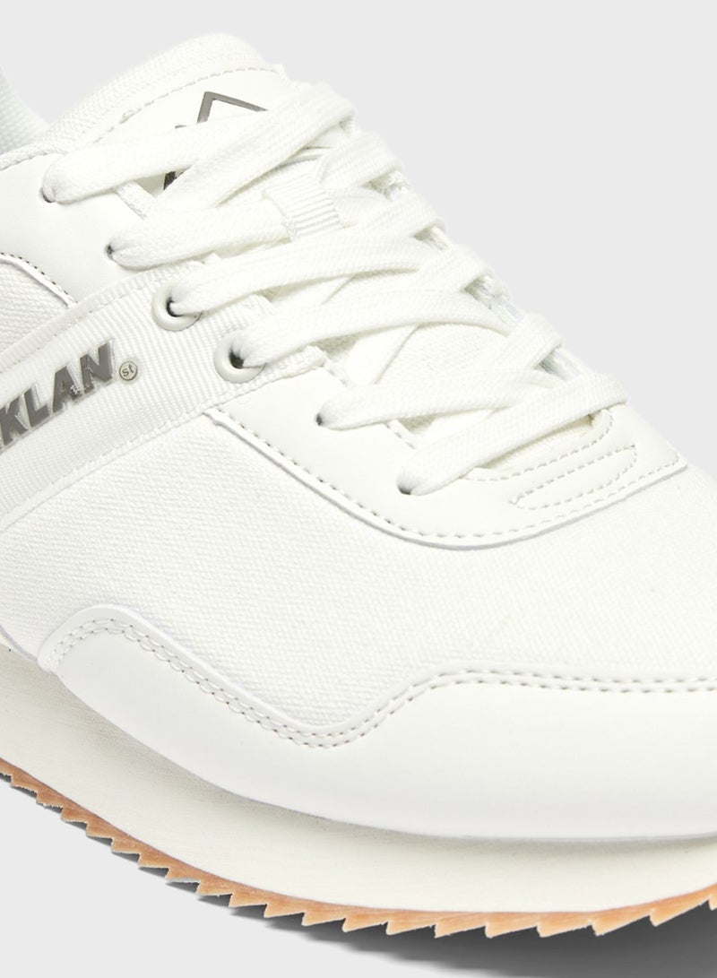 shoexpress Casual Low Top Sneakers - Image 4