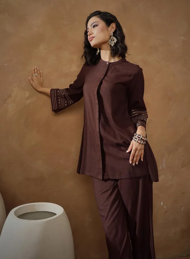 SASSAFRAS Brown Zari Embroidered Sleeve Top and Pants Co-Ords