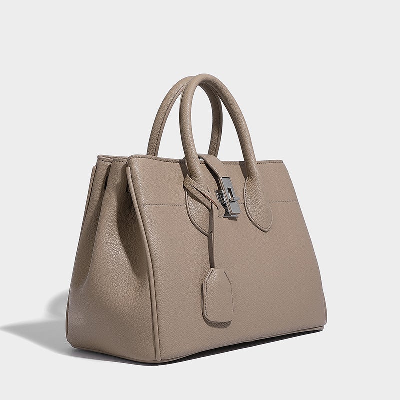 Niche Handbag Fashionable Silver Lock Large Capacity High-End Shoulder Crossbody Tote Bag - Image 3