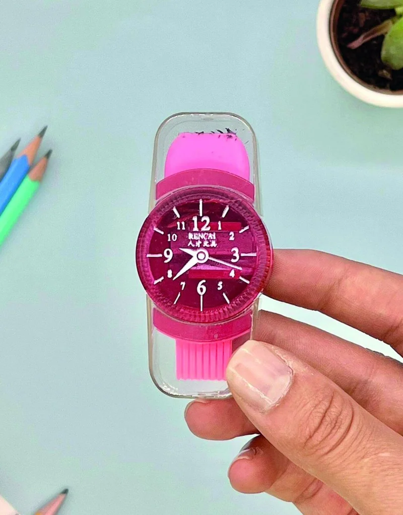 كاغيت جيمي دوكان Pink Clock-looking Pencil Sharpener Eraser Brush 3 in 1