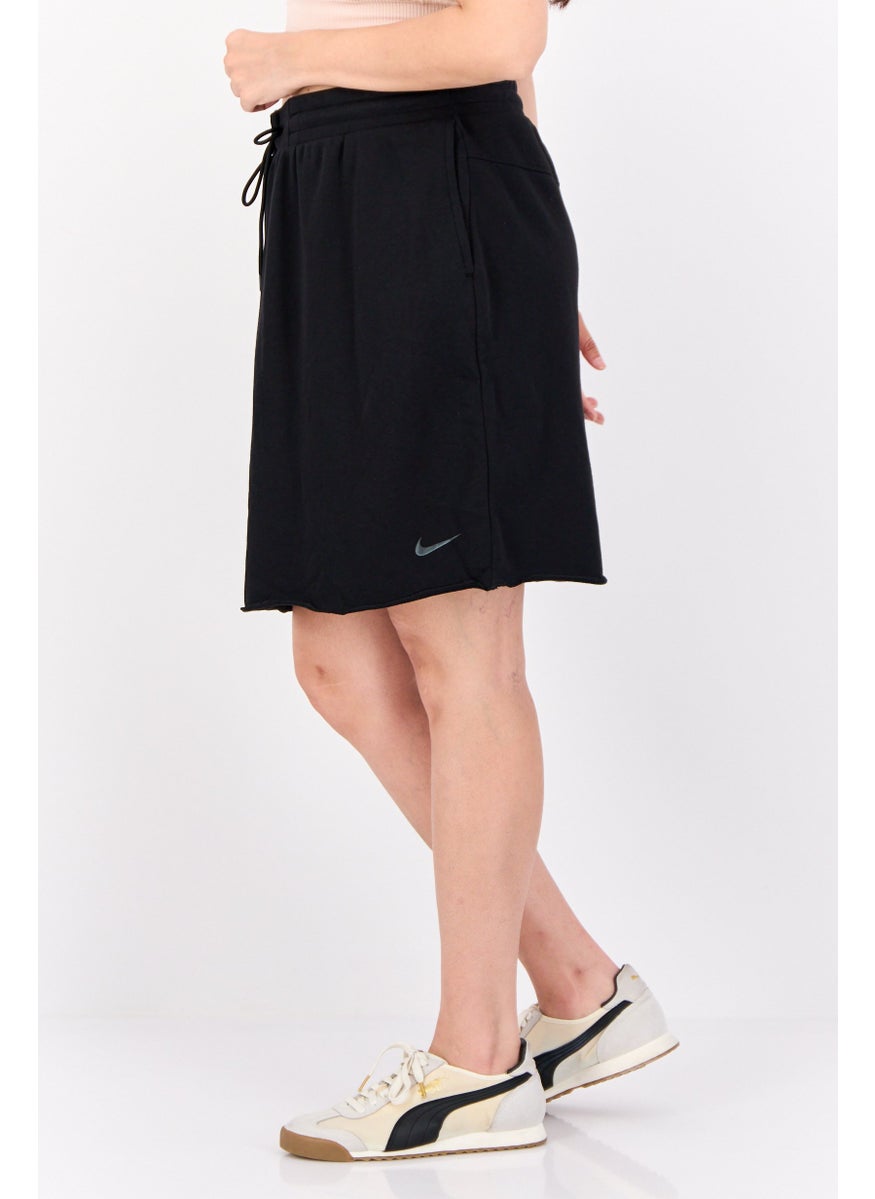 Nike Women Slim Fit Outdoor Skirts, Black  - Image 2