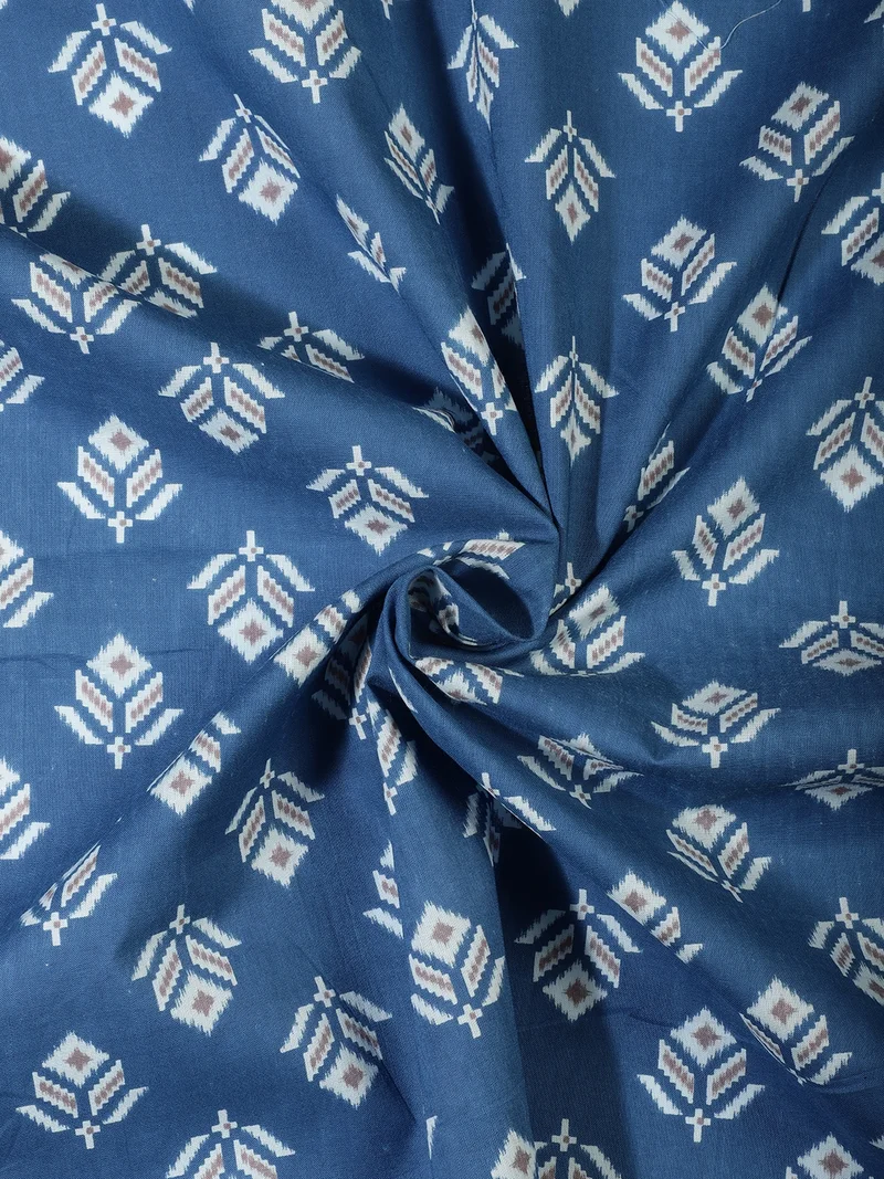 أيه كيه إس Indigo Blue Ikat Fabric for Crafting