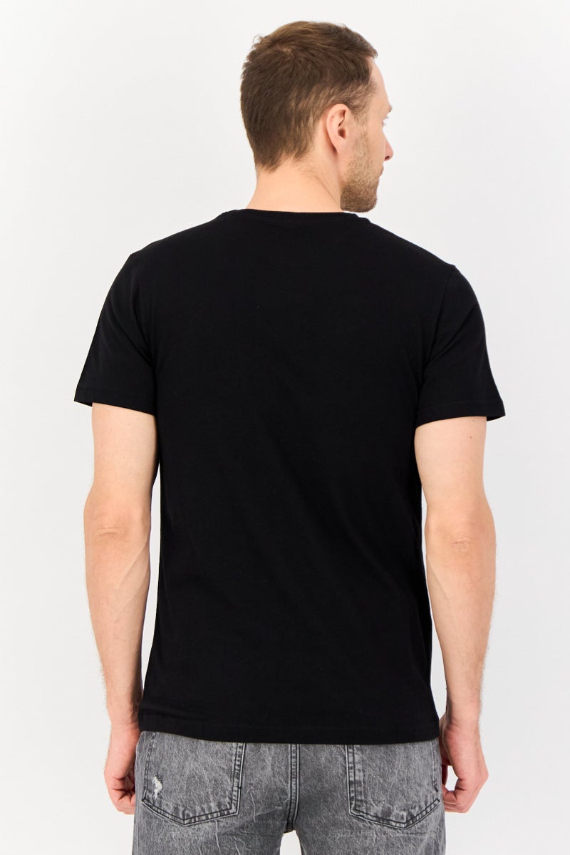 Funko تي شيرت رجالي بأكمام قصيرة وياقة دائرية بطباعة جرافيك، أسود - Image 2