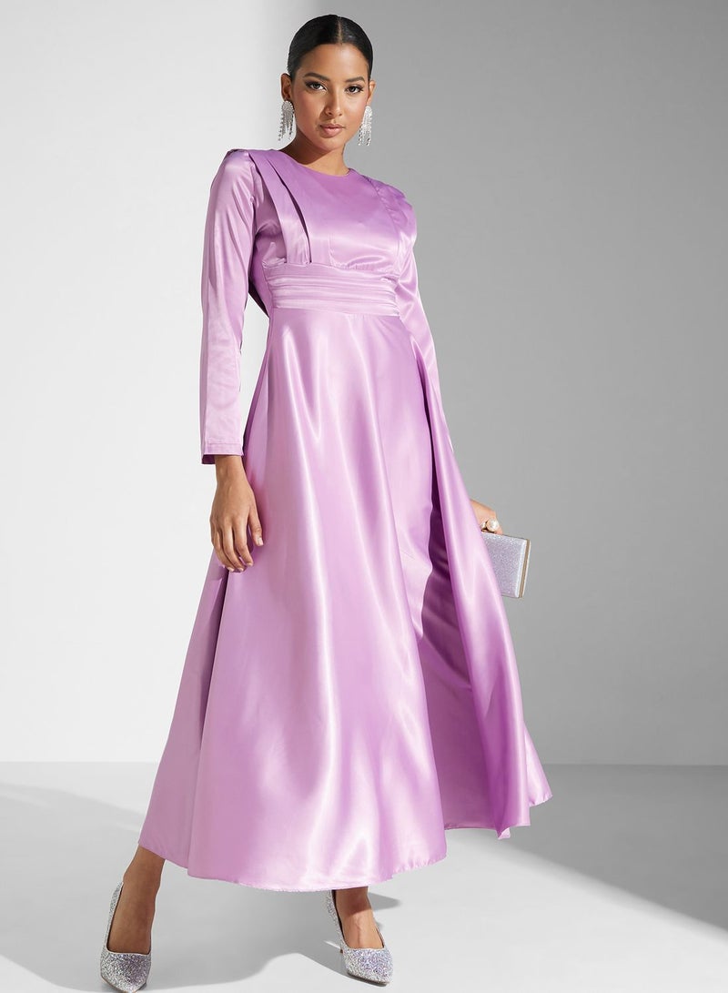 خزانة فستان بملمس الساتان - Image 1