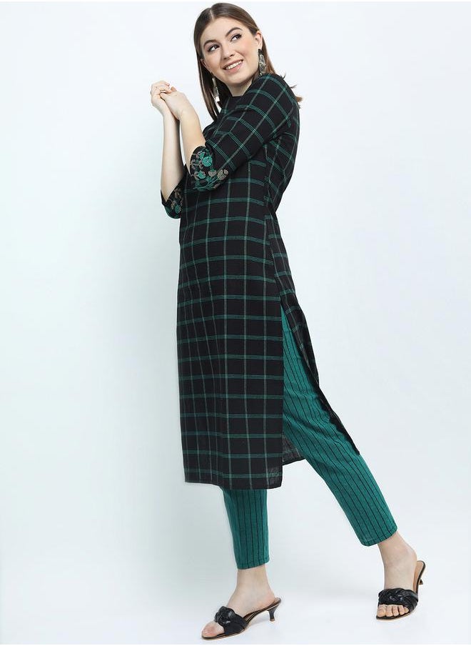 Vishudh Women Black & Teal Checked Cotton Kurta Set by Styli  - Image 3
