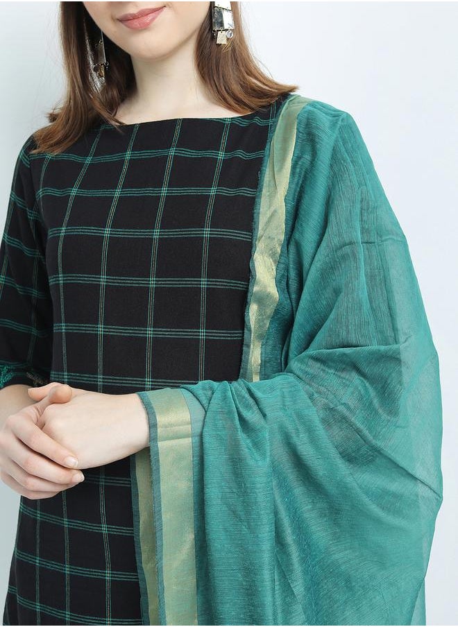 Vishudh Women Black & Teal Checked Cotton Kurta Set by Styli  - Image 5