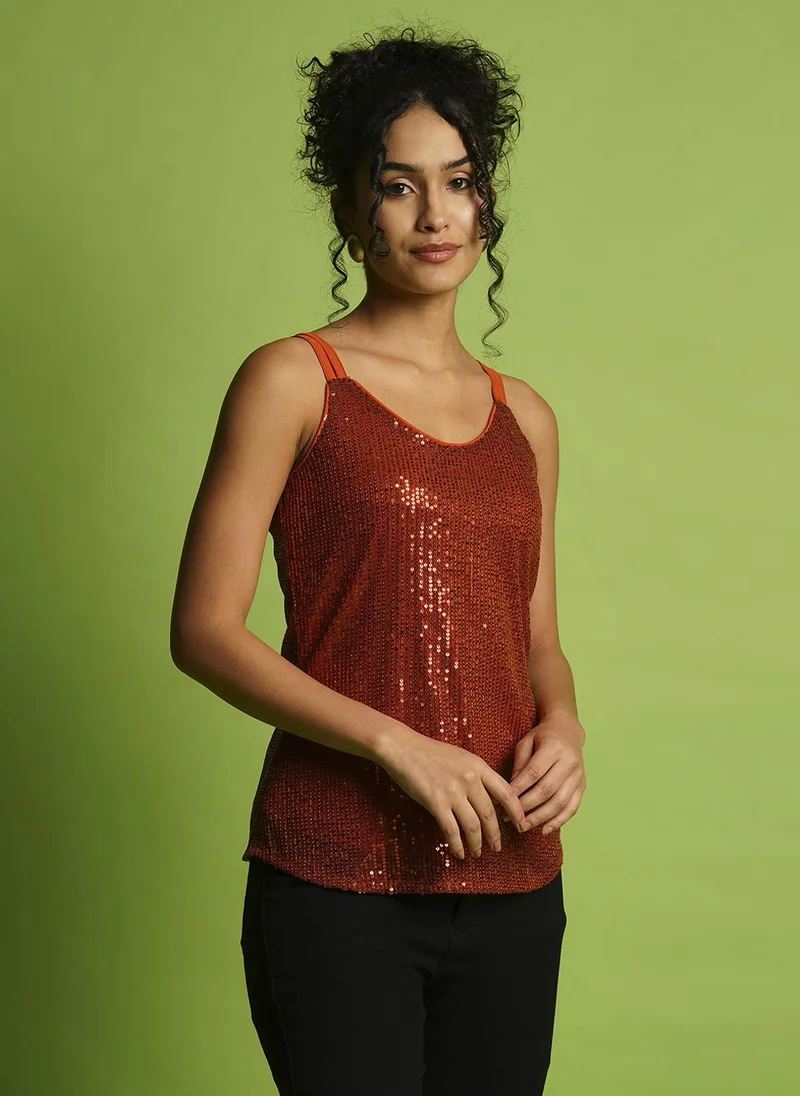 جلو باص بلوزة نسائية جلوبس بحمالات مزينة بالترتر