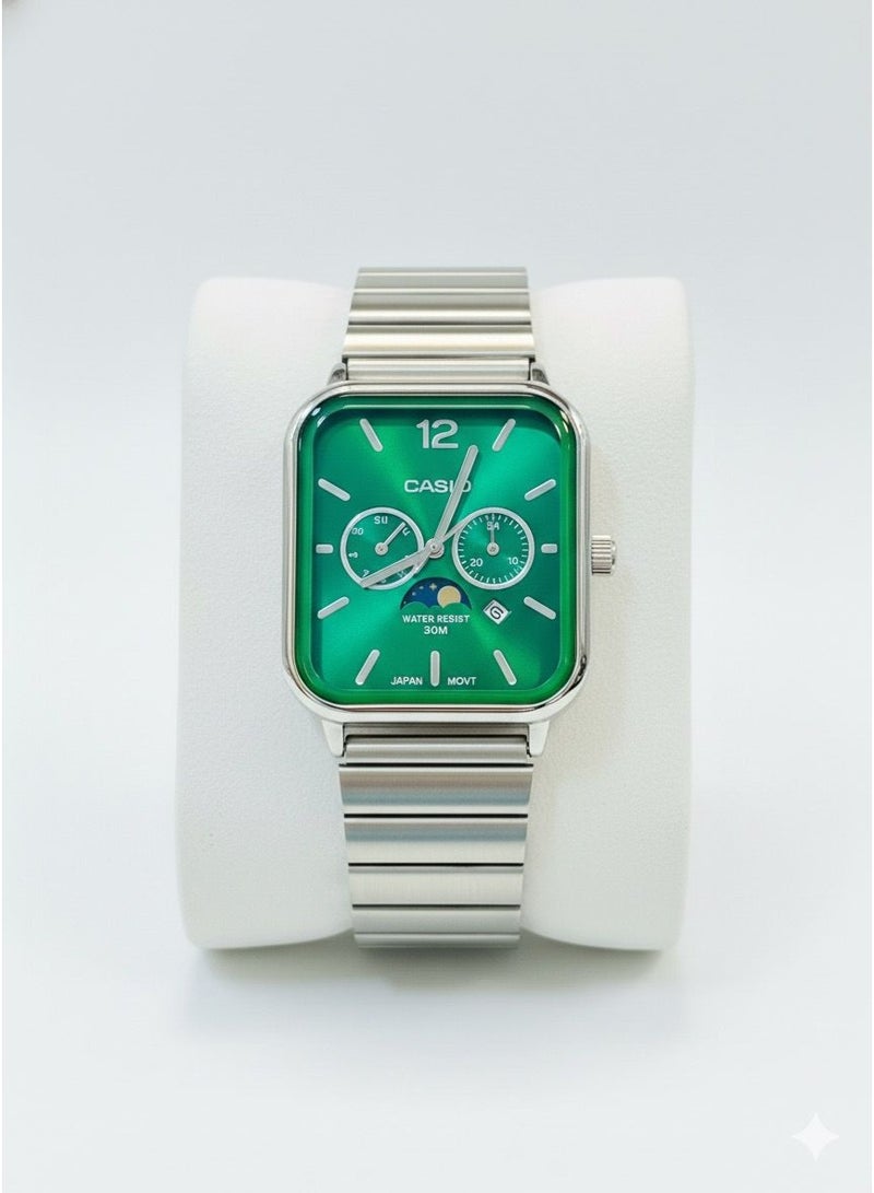 كاسيو ساعة رجالية فضية باللون الأخضر