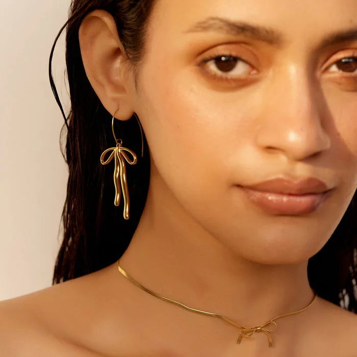 noya Scarlett Bow Drop Earrings - 18K Gold Plated