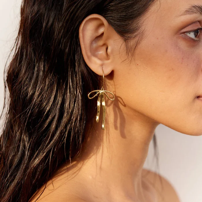 noya Scarlett Bow Drop Earrings - 18K Gold Plated