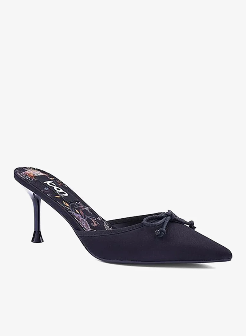 أيقون أحذية نسائية بكعب مدبب