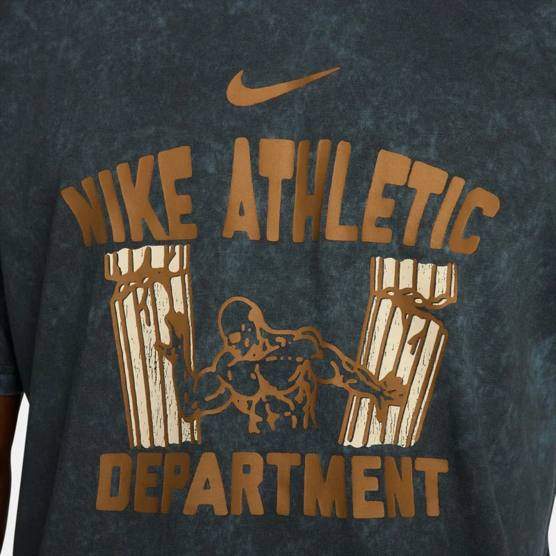 Nike Green Men's Max90 Gym Heritage T-Shirt for Men | Best Price UAE