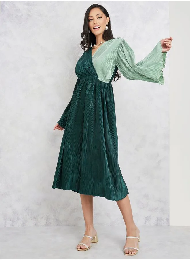 Styli Plisse Colorblock A-Line Midi Dress