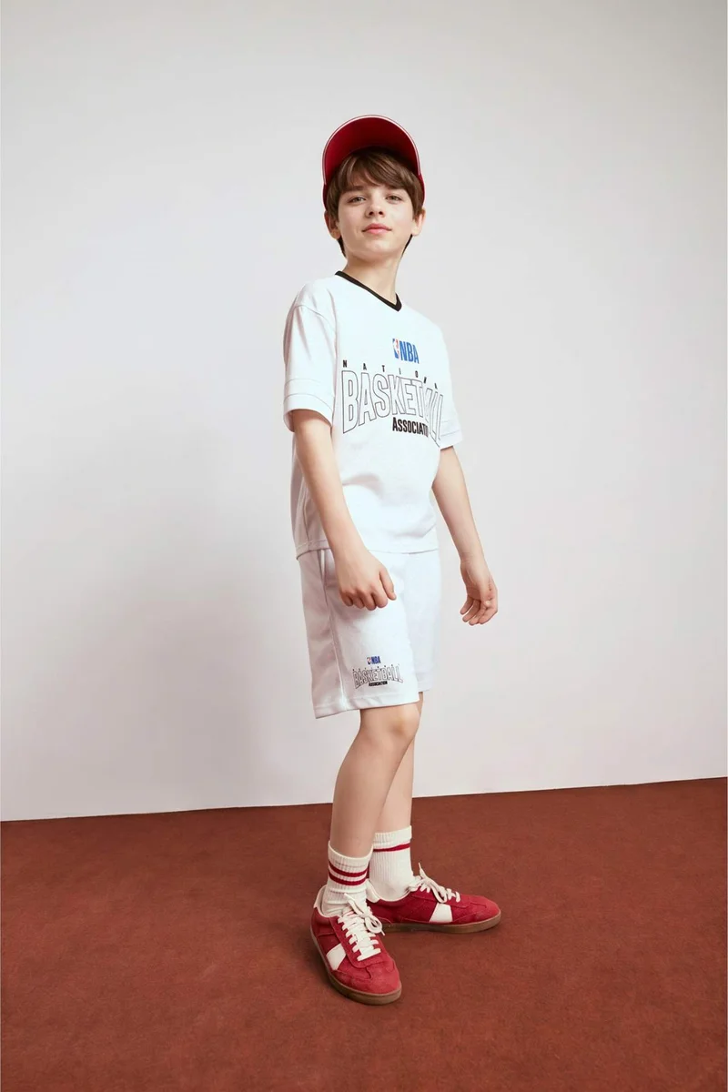 ديفاكتو Boy NBA Regular Fit Shorts